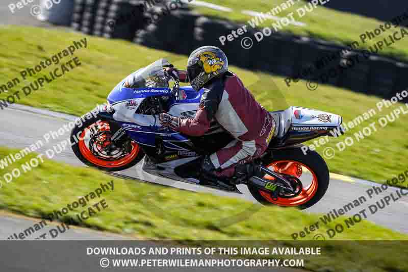 anglesey no limits trackday;anglesey photographs;anglesey trackday photographs;enduro digital images;event digital images;eventdigitalimages;no limits trackdays;peter wileman photography;racing digital images;trac mon;trackday digital images;trackday photos;ty croes